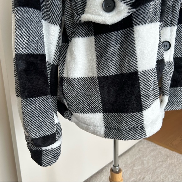 Cozy Fuzzy Shacket Shirt Jacket - Picture 6 of 12